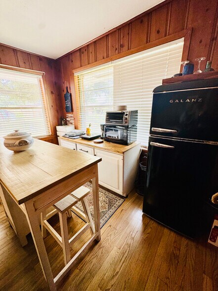 Building Photo - 4017 Osby Dr