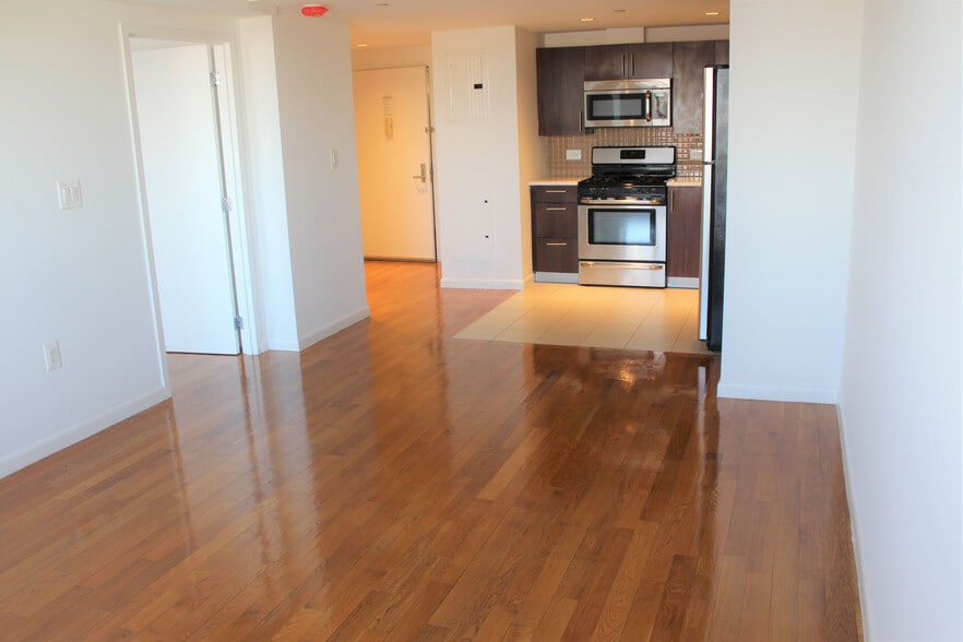 Interior Photo - The Exo