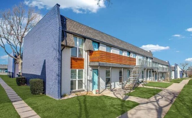 Building Photo - 1 bedroom in North Richland Hills TX 76180