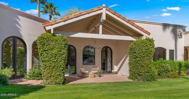 Building Photo - 8501 N Golf Dr