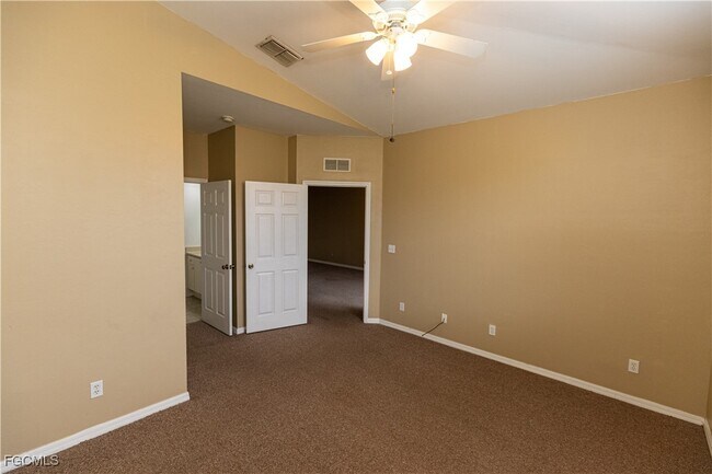 Building Photo - 4275 Bellasol Cir