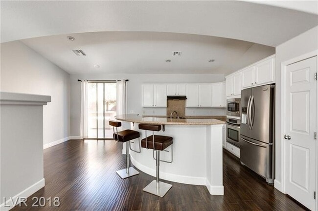 Building Photo - Gorgeous Cul-De-Sac Home with Casita, Pool & Spa!