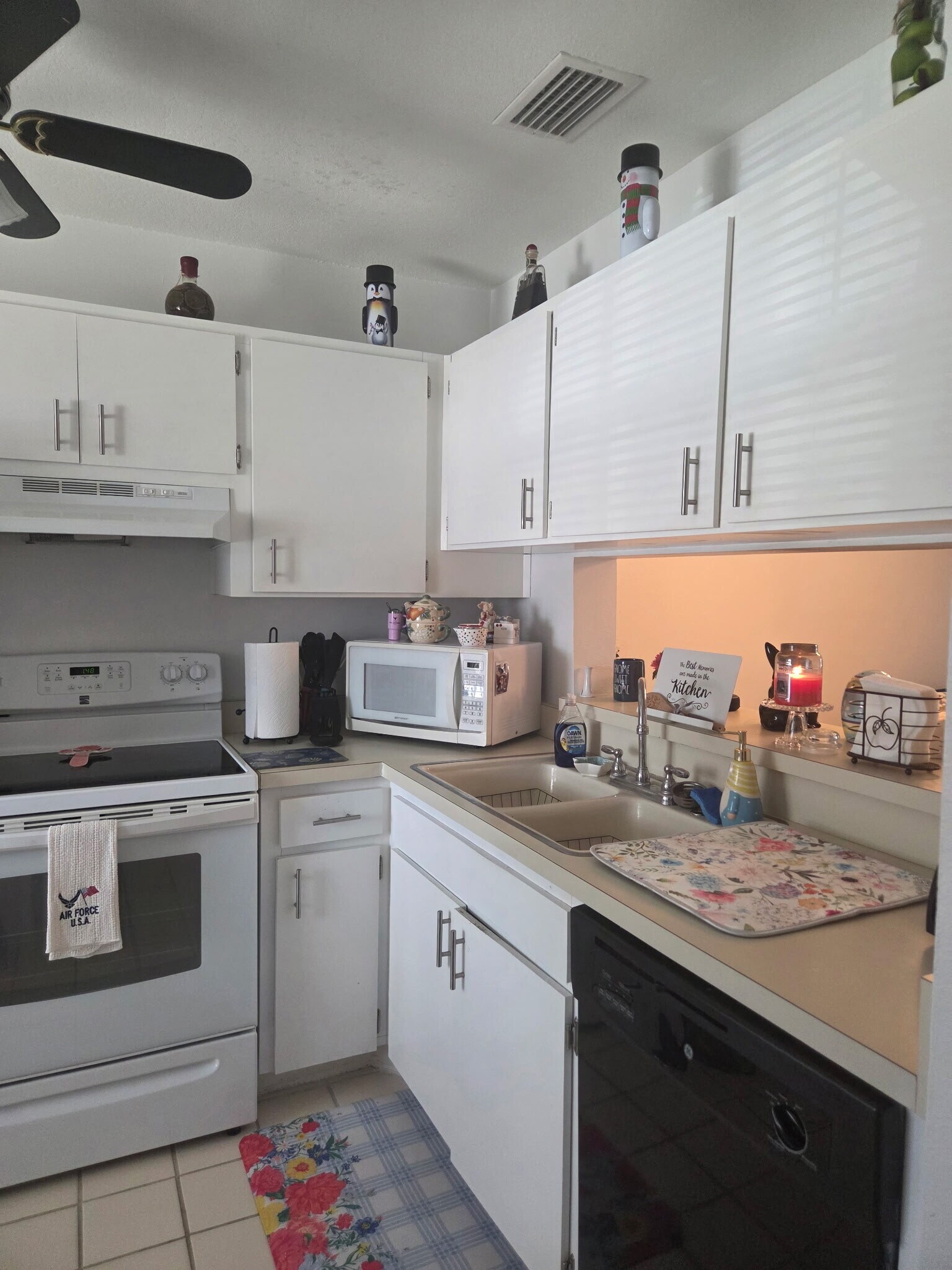 Building Photo - 3001 Forrestal Ct