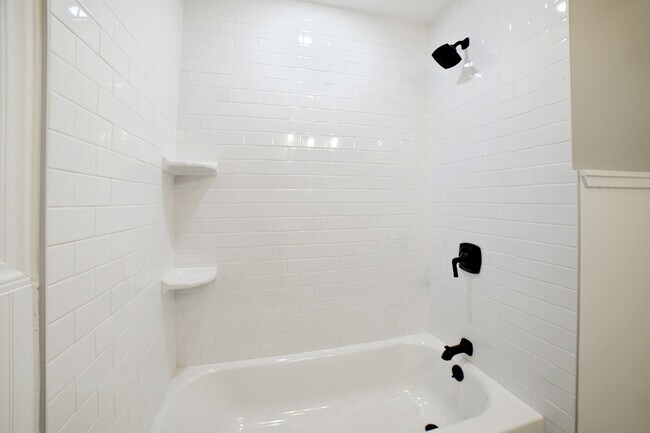 Building Photo - 1078 Burnet Ave