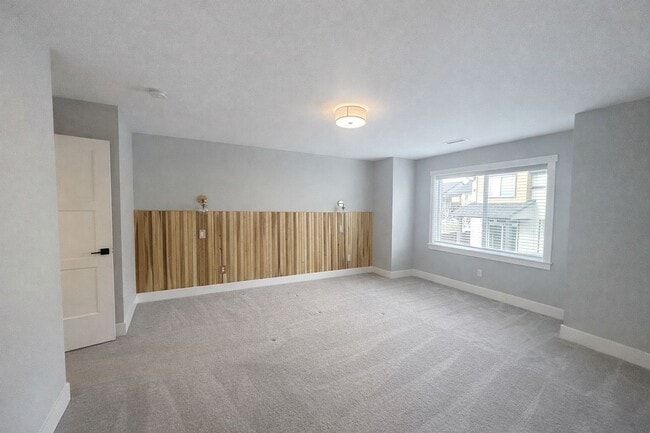 Building Photo - 11918 NE 108th St