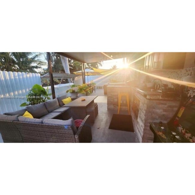 Building Photo - 3324 NW 14th St