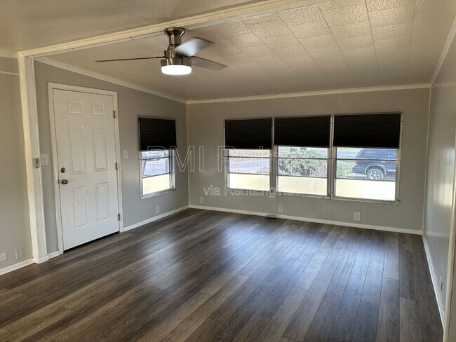 Building Photo - 1803 Kepner Dr