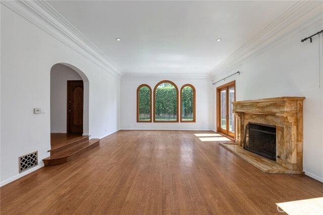 Building Photo - 11159 La Maida St