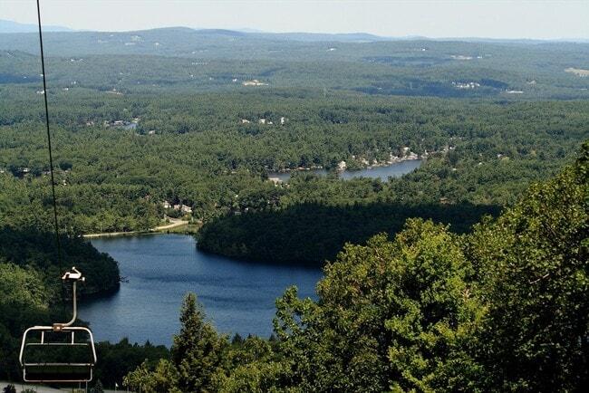 Building Photo - 88 Main St