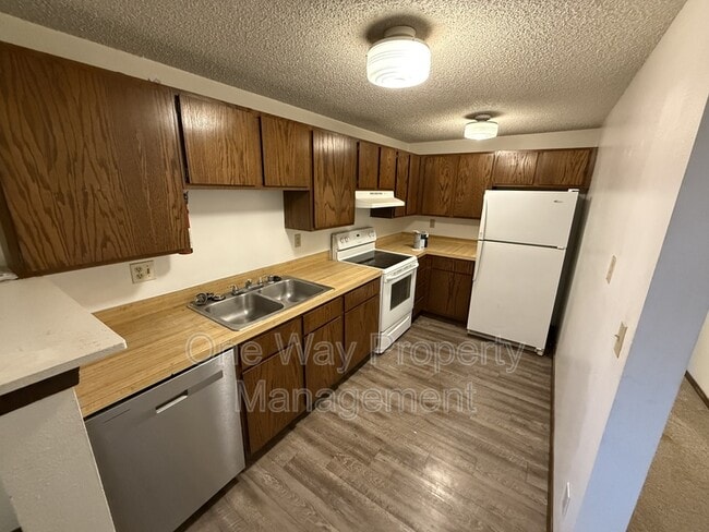 Building Photo - 2511 W 27th St