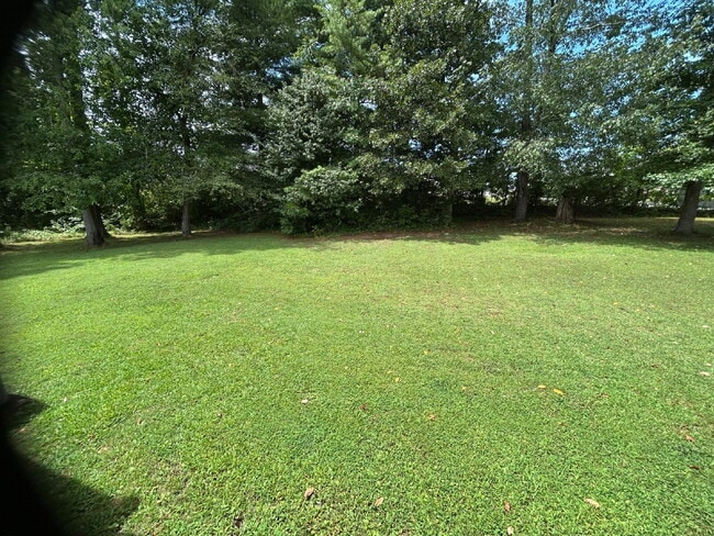 Building Photo - 3BD 2 BA HOME FOR RENT NEXT TO ALGOOD SCHOOLS