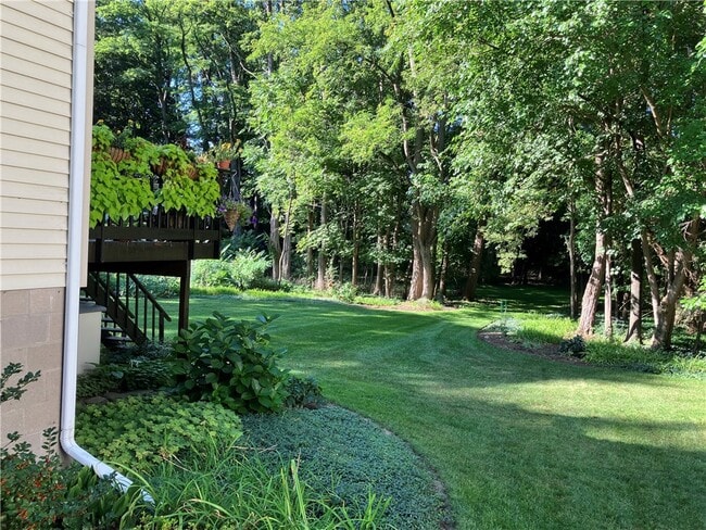 Building Photo - 50 Golf Ave