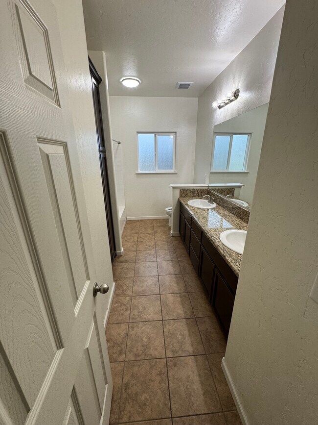 Main bedroom restroom - 13696 Daytona Ct