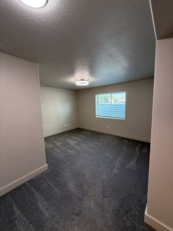 Building Photo - 81 N 950 W