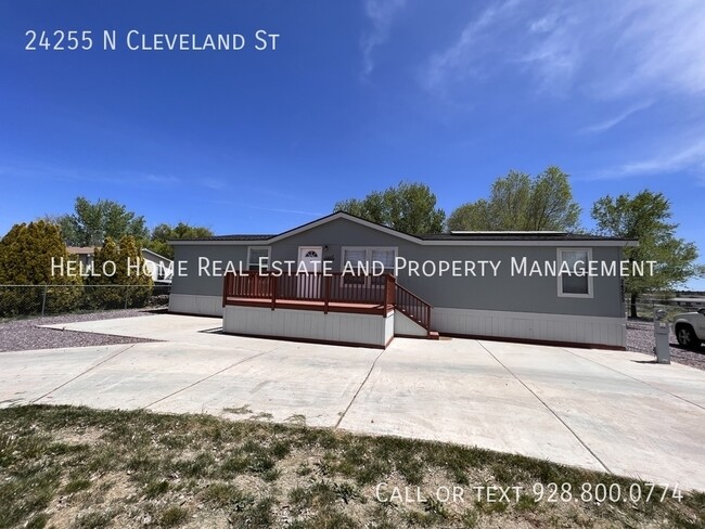 Building Photo - 24255 N Cleveland St