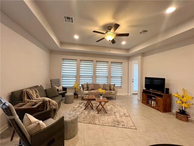Building Photo - 2757 Bocelli Pl