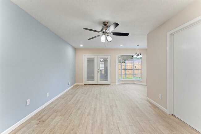 Building Photo - 1410 PI Cir