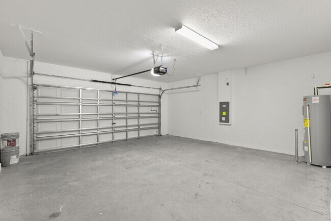 Building Photo - LIKE NEW Home For Rent in Mirada!