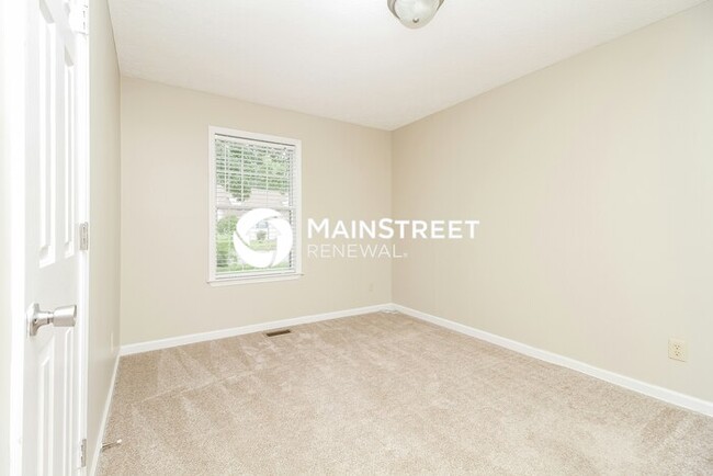 Building Photo - 5016 Trailwater Dr