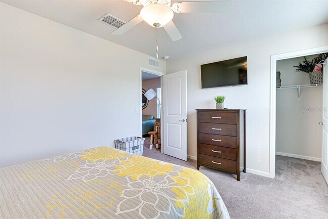 Building Photo - 5443 Elmview Xing