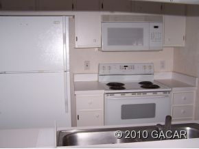 Building Photo - 4000 SW 23rd St