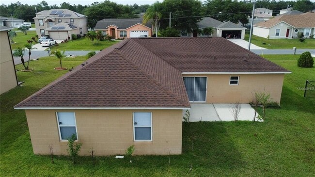 Building Photo - 723 Parrot Ct