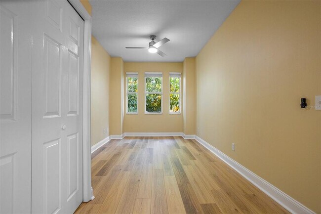 Building Photo - 3204 W Empedrado St