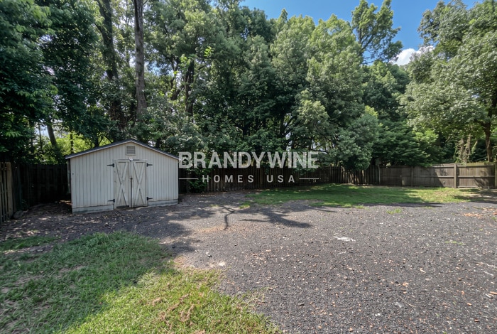 Building Photo - 6020 George Wood Ln W