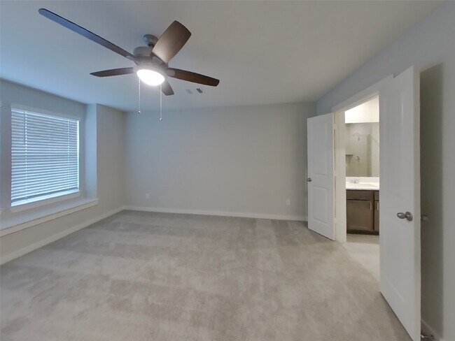 Building Photo - 22704 Terrazzo Dr