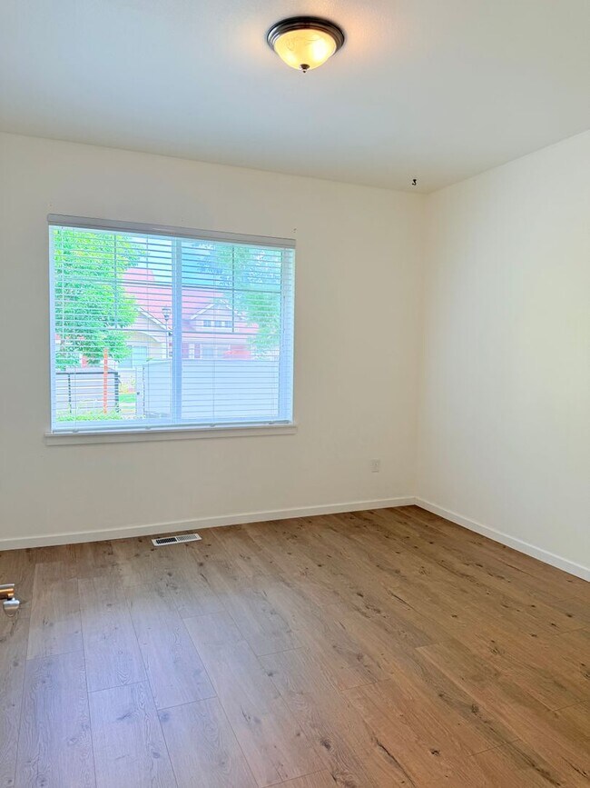 Building Photo - 3047 Ridge View Pl
