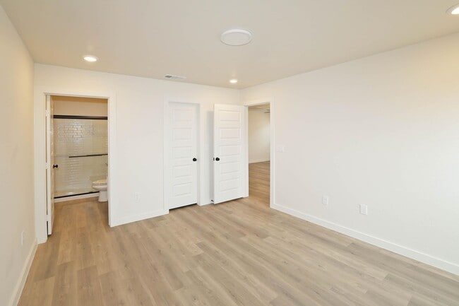 Building Photo - 2901 Ranch House Rd