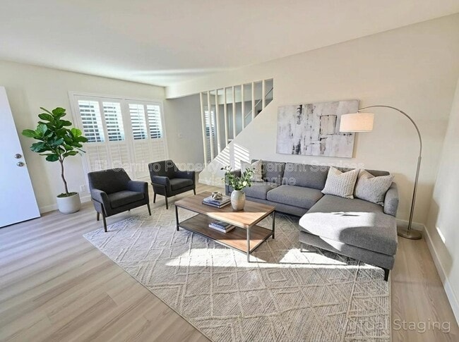 Building Photo - 10421 Carlyle Ct