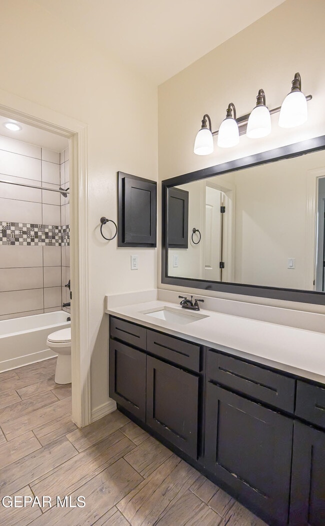 Building Photo - 2725 Mike Price Dr