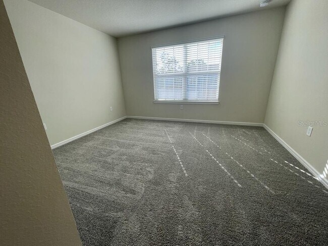 Building Photo - 1998 Canny Cv