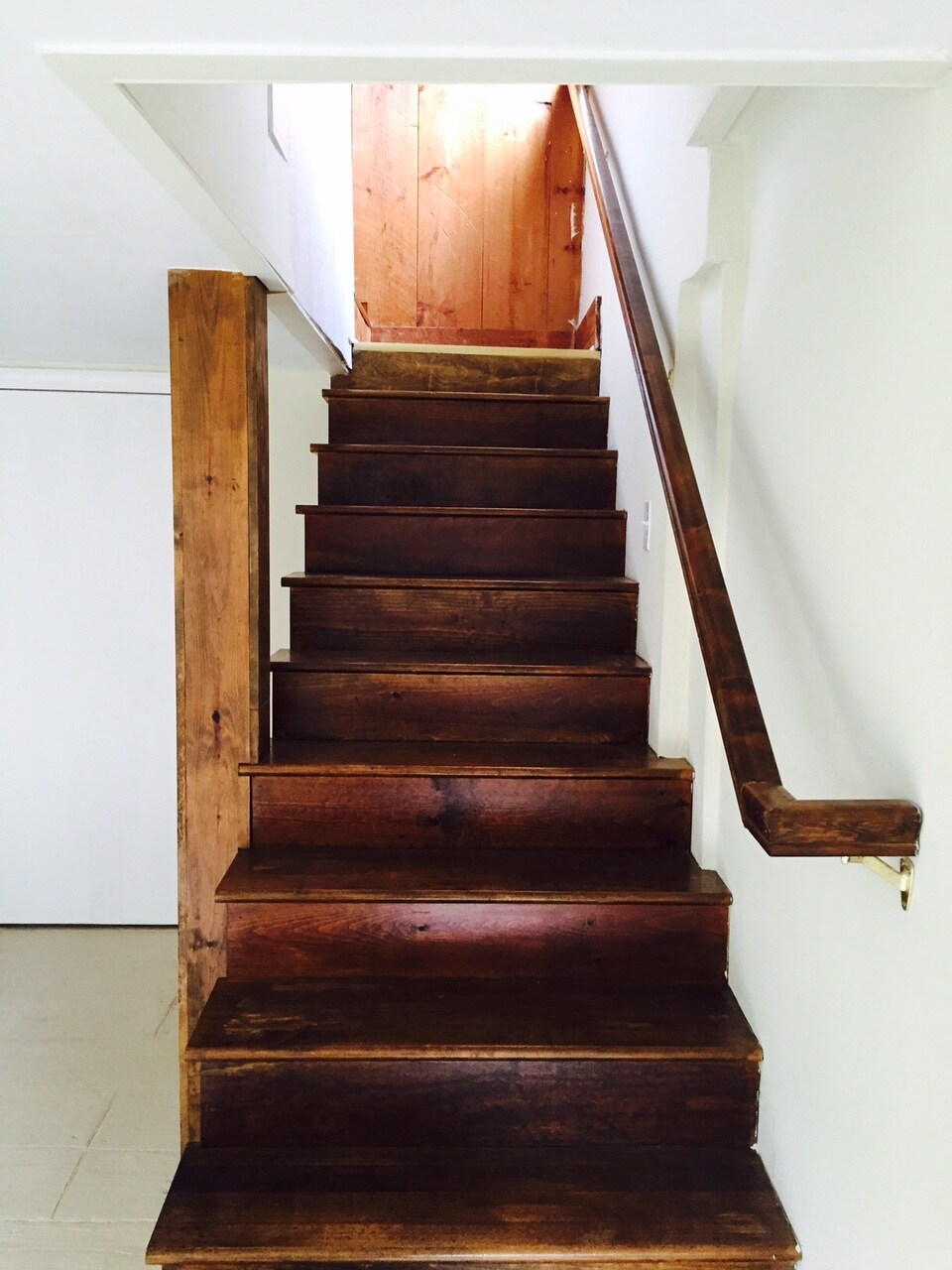 2nd Floor Stairway view. - 12 Stockton Avenue