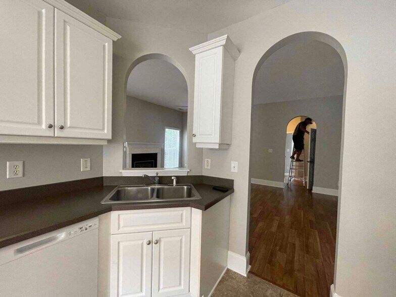 Building Photo - 1255 Secotan Pl