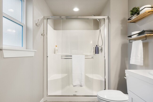 Building Photo - House for Rent by Amon Creek Elementary School