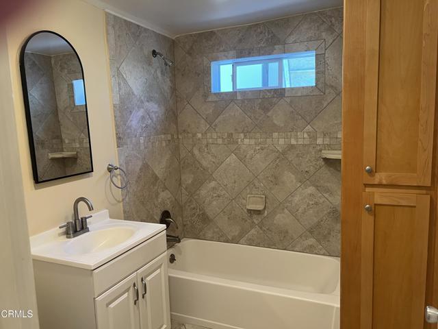 Building Photo - 5118 Granada St