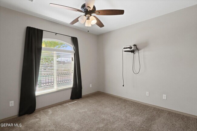Building Photo - 4828 Guillermo Espinoza St