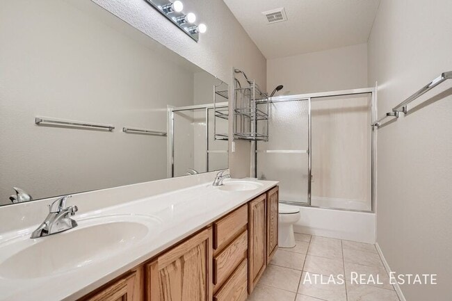 Building Photo - 8622 E Bullrider Pl