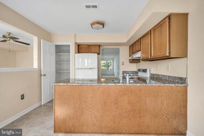Building Photo - 115 Mulberry Dr