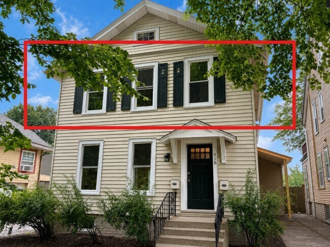 Building Photo - 518 Hamilton St