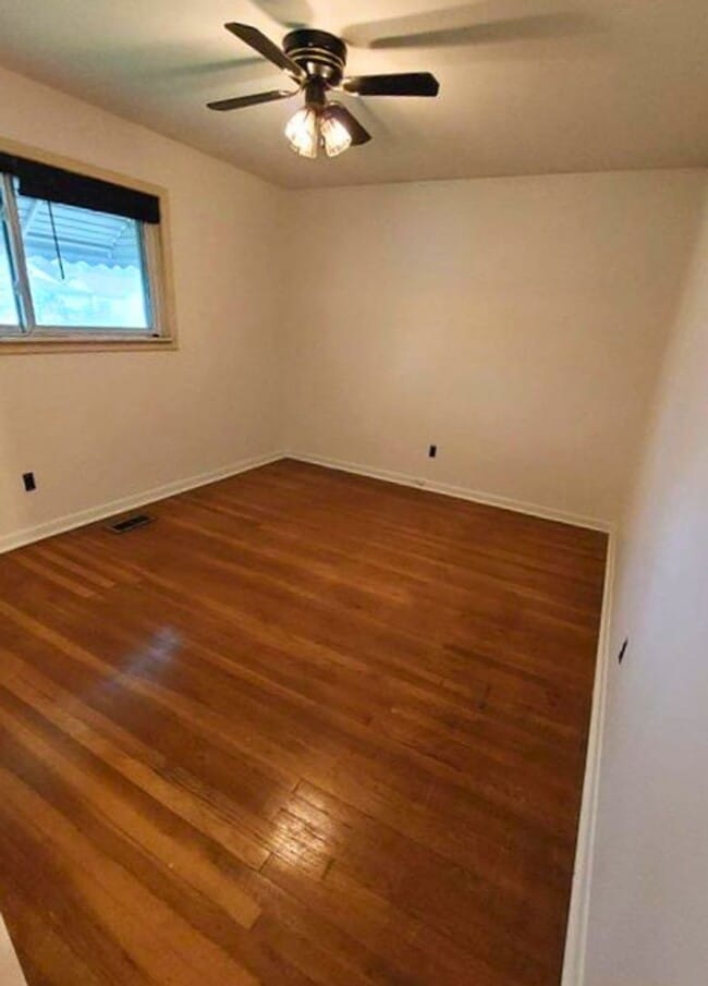 Building Photo - Beautiful 3-Bedroom Home with Large Fenced Backyard