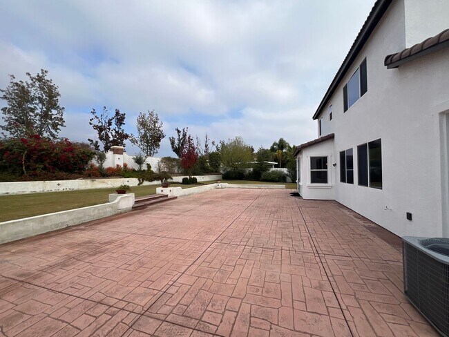 Building Photo - 14816 Huckleberry Dr