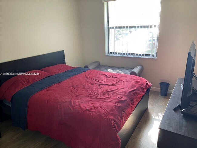 Building Photo - 5133 Brisata Cir