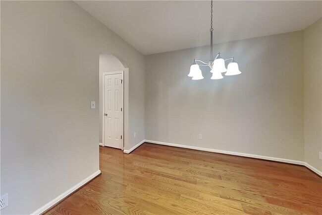 Building Photo - 327 Laurel Glen Crossing