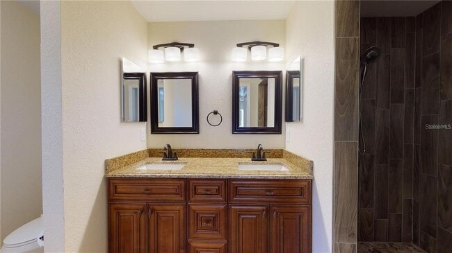 Building Photo - 4851 Kennett St