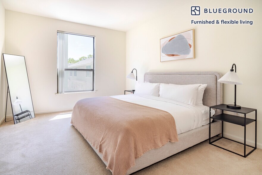 Building Photo - 754 The Alameda