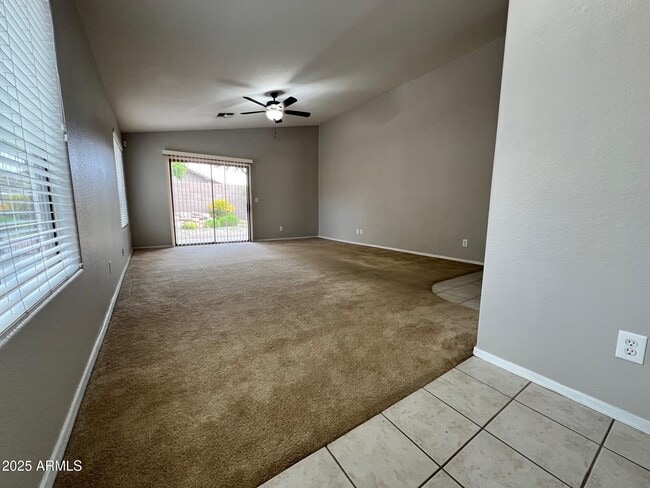 Building Photo - 10419 N 58th Dr