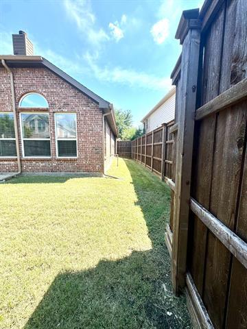 Building Photo - 914 Cougar Dr